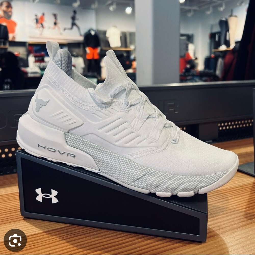 Under Armour size 9-9.5 women Project Rock 3
